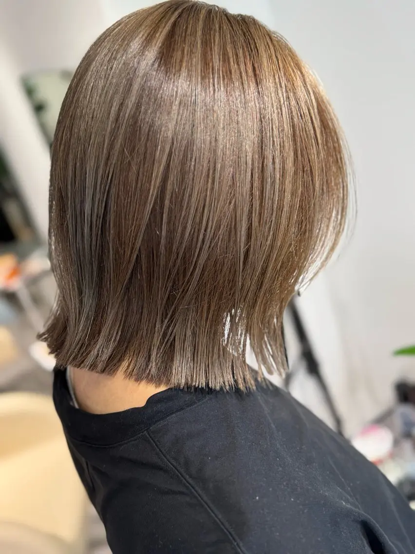 ミディアム ハイライト 髪質改善 レイヤーカット 縮毛矯正 カット ヘアカラー トリートメント 夜23時まで予約🉑 reverieあきらのヘアスタイル