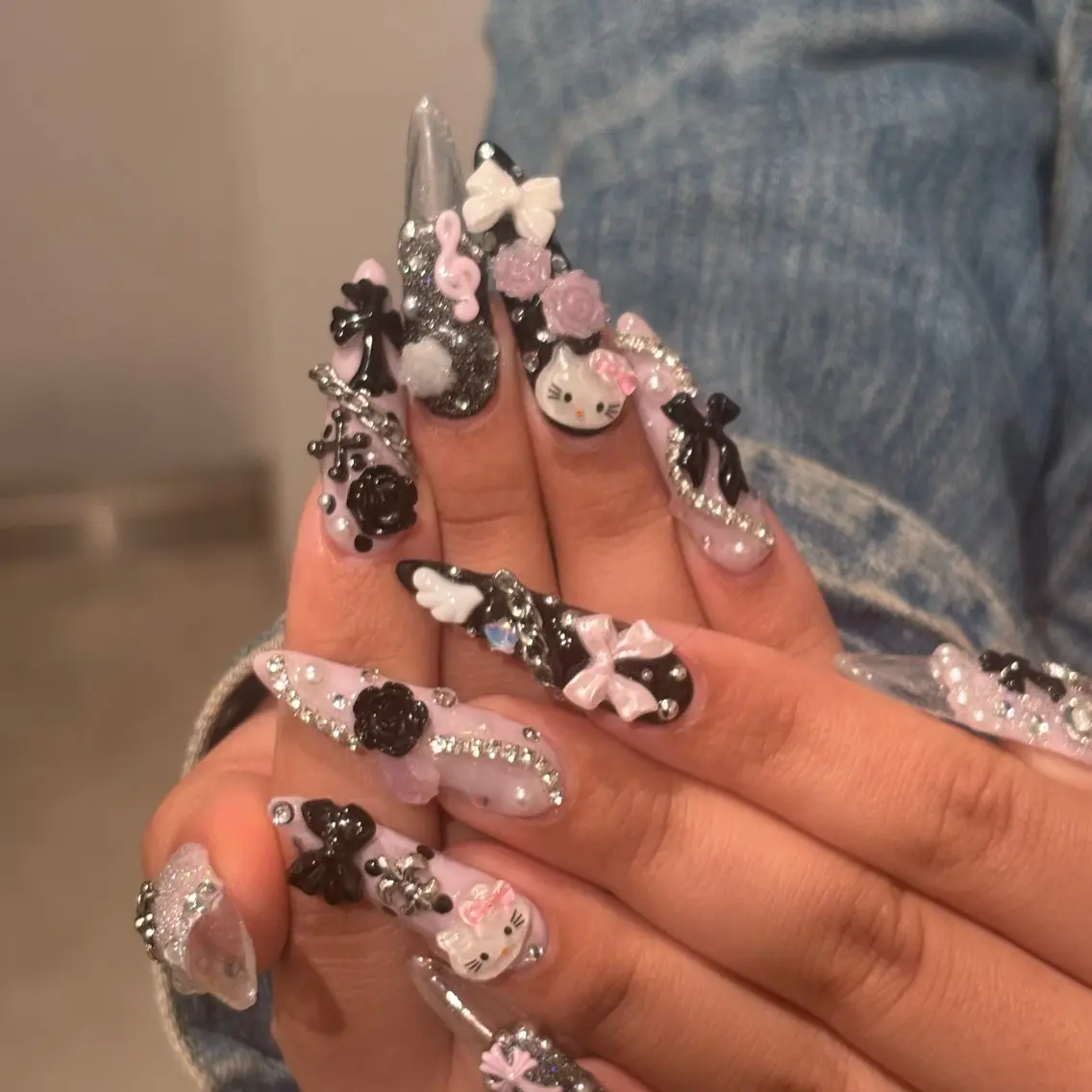 ネイル ハンドネイル 🐬Cxxu° Nail✝️のネイルデザイン
