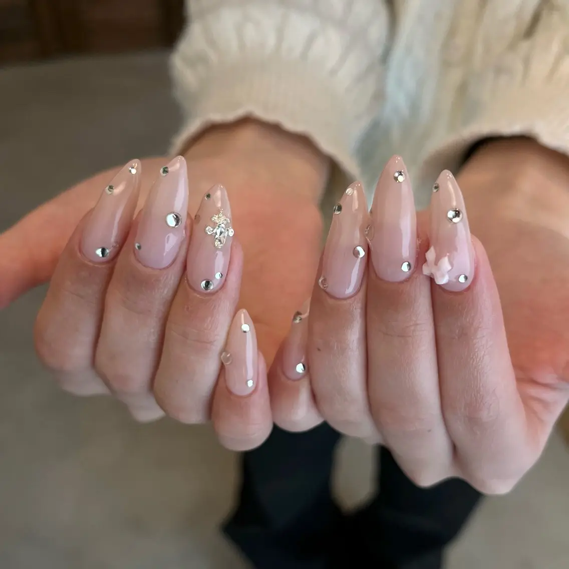 ネイル ハンドネイル aiu  ｱｲﾕｰ ちひろのネイルデザイン