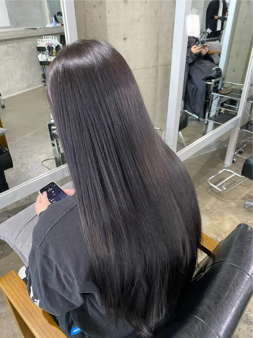 カラー ミヤタ フミヤのヘアスタイル