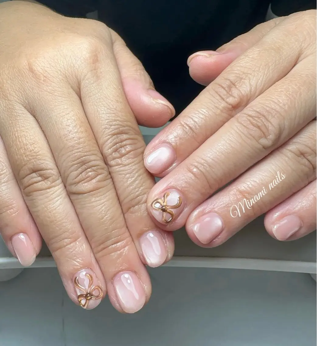 ネイル アートネイル ガーリー キラキラネイル 韓国ネイル マグネットネイル ハンドネイル Minami Nailsのネイルデザイン