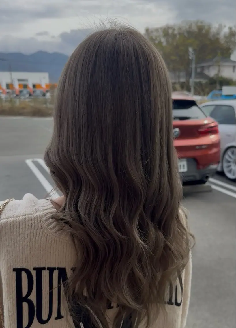 カラー ベージュカラー ヘアカラー 馬場 美咲のヘアスタイル