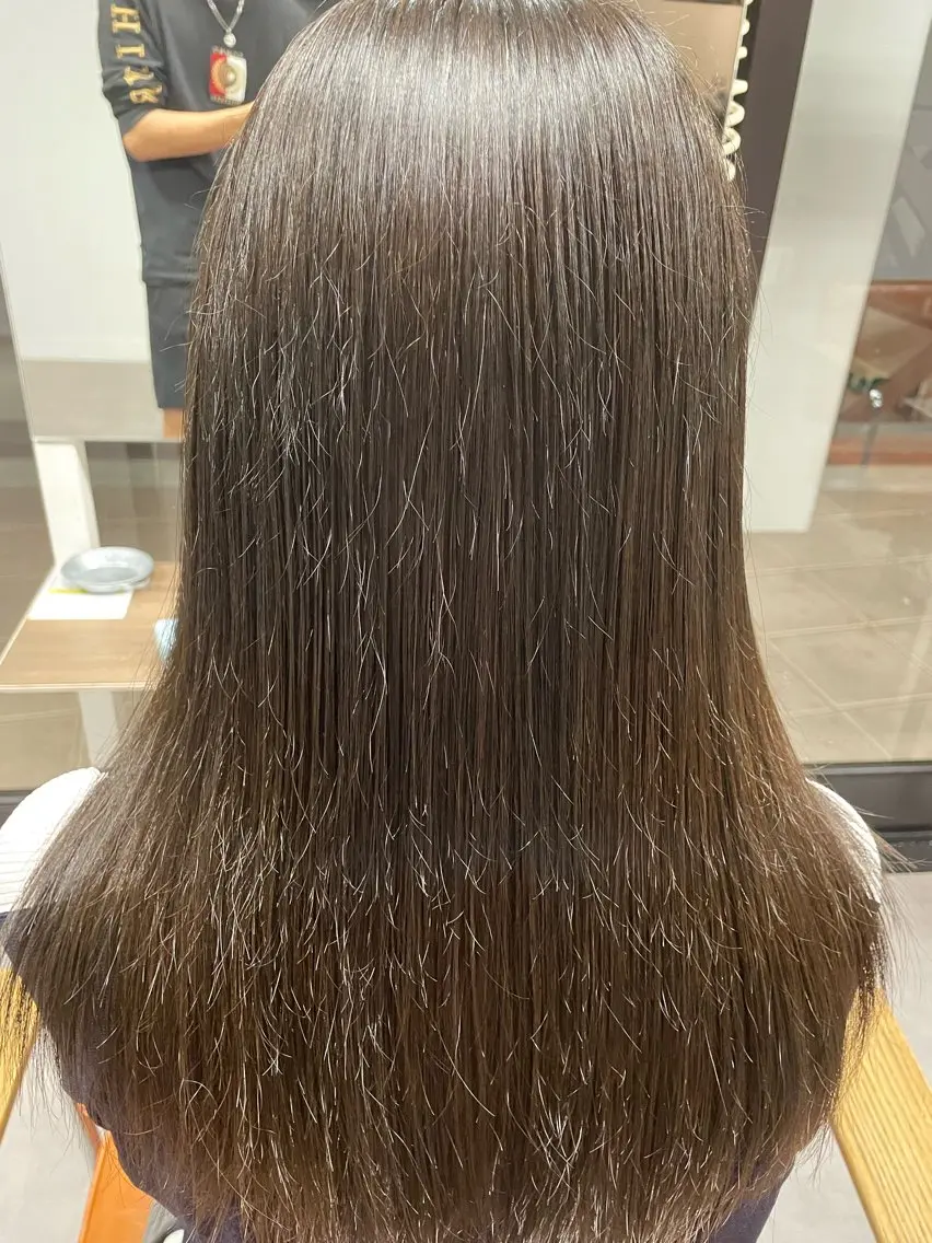 カラー ベージュカラー オリーブベージュ 小部 達也のヘアスタイル