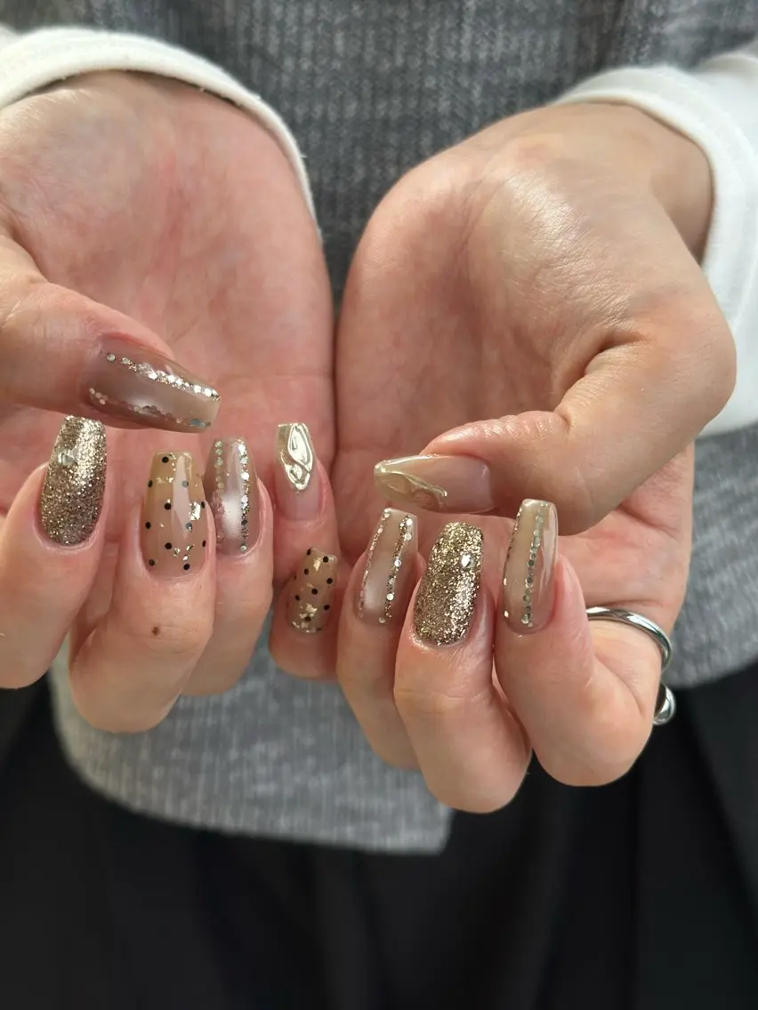 ロング ハンドネイル nail salon etoleのネイルデザイン
