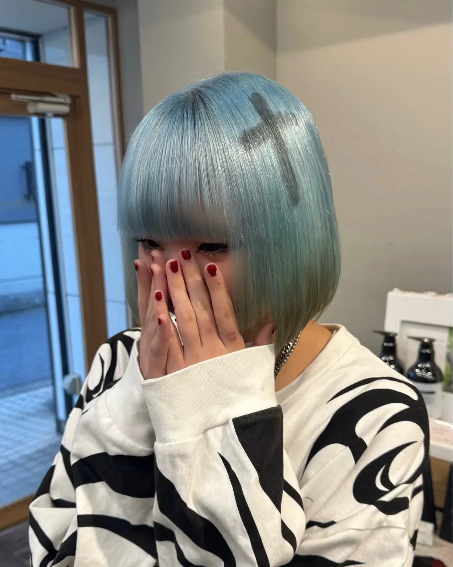 ミディアム カラー ブリーチ のぐち ゆうき/ ブリーチ デザインのヘアスタイル