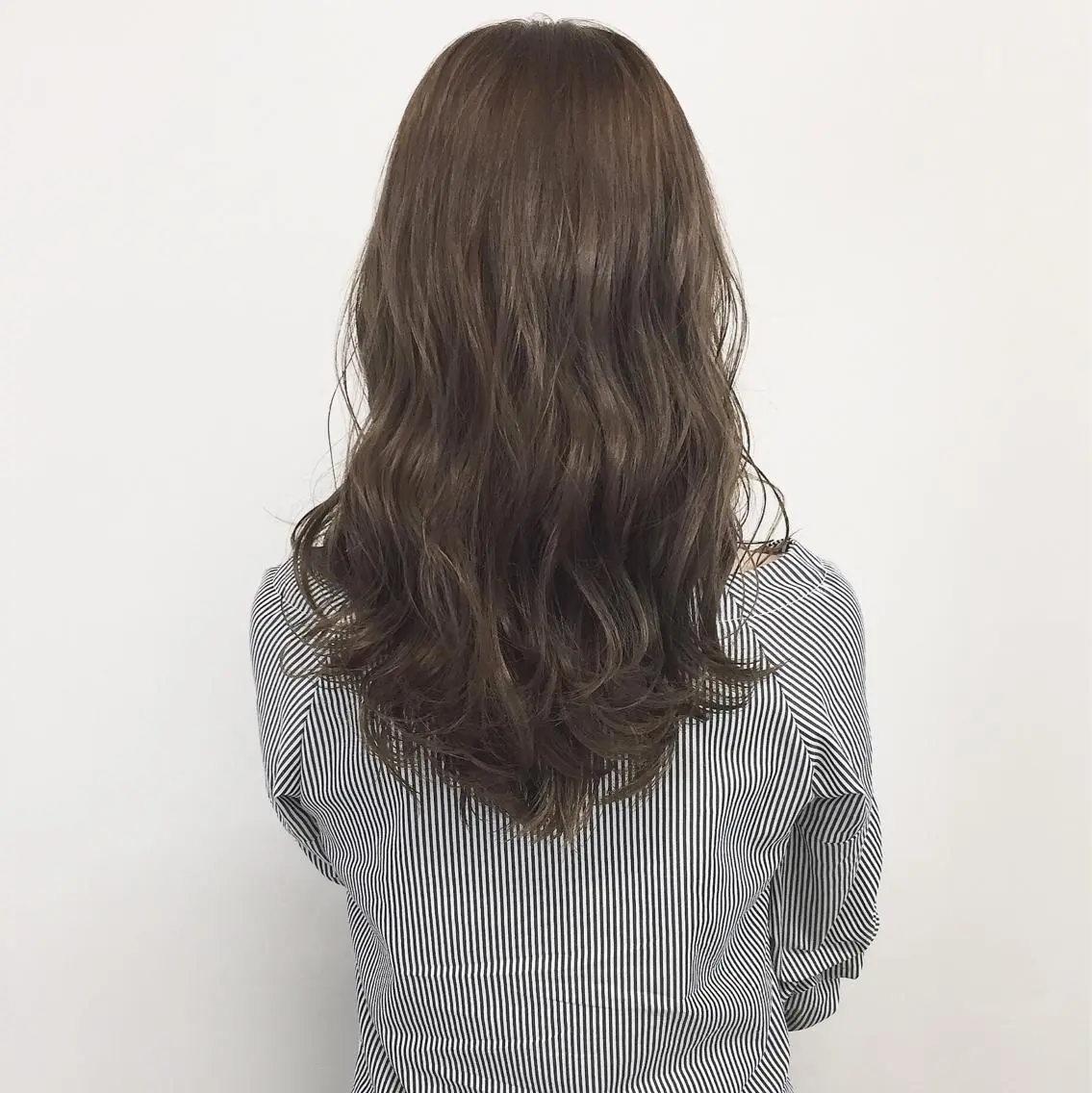セミロング カラー ブリーチなし透明感 🍀梅田・増田のヘアスタイル