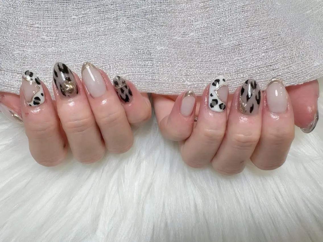 ネイル Eclat［ｴｸﾗ］ Yuriのネイルデザイン