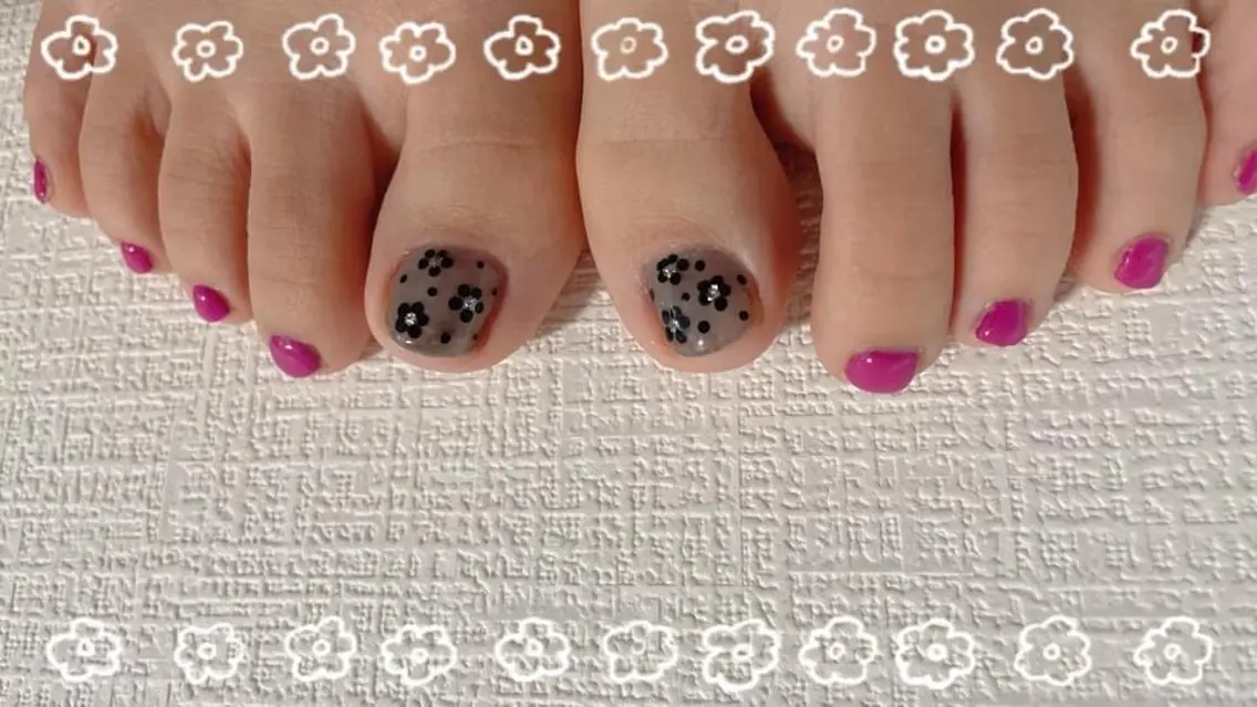 ネイル フットネイル 持ち込み nail salon シェリコのネイルデザイン