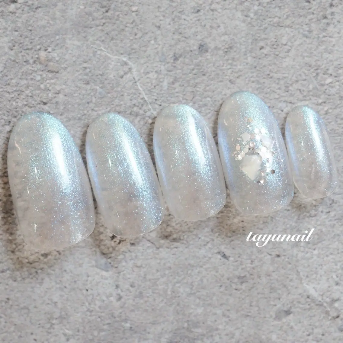 ネイル アートネイル ジェルネイル ゴールド グリーン パラジェル ネイルサロン 【たゆnail】のネイルデザイン
