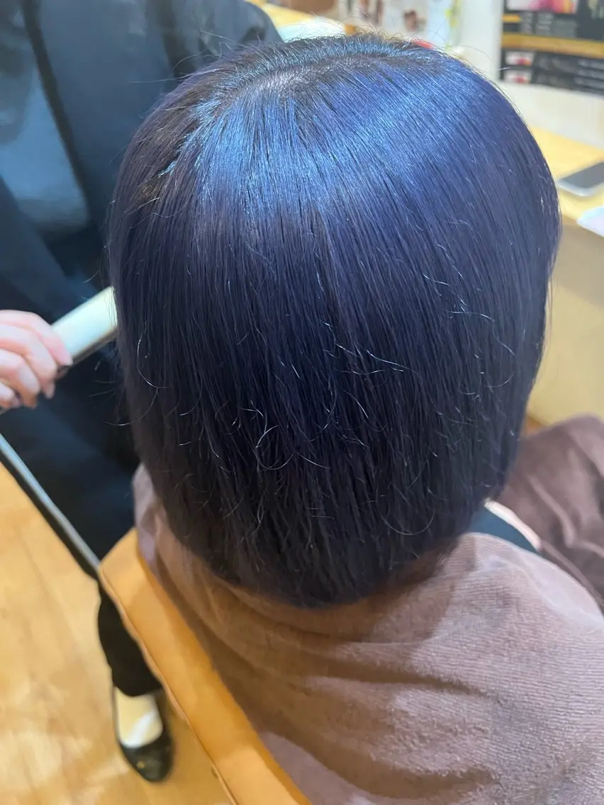 ミディアム カラー ヘアカラー ハイトーンカラー 坂本 翼のヘアスタイル