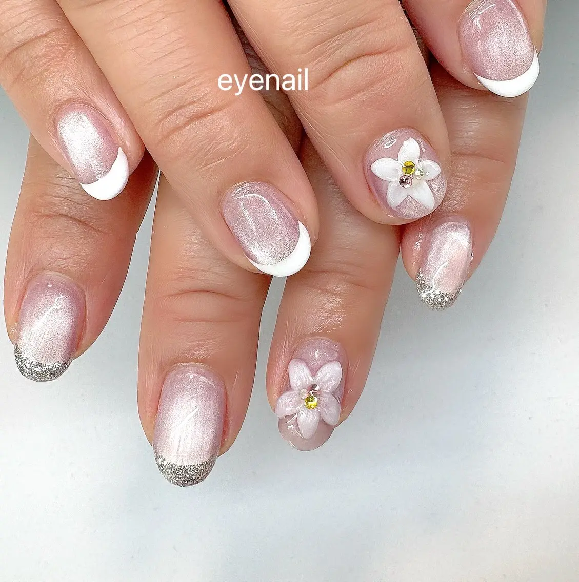 ネイル アートネイル フレンチネイル ラメ(グリッター) マグネットネイル ハンドネイル Eye nailのネイルデザイン