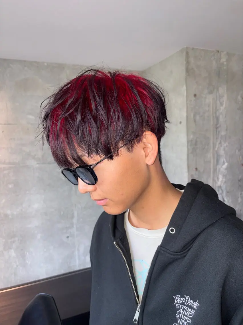 ショート カラー メンズ 縮毛矯正 あずまりんの/メンズ /ブリーチ特化のヘアスタイル