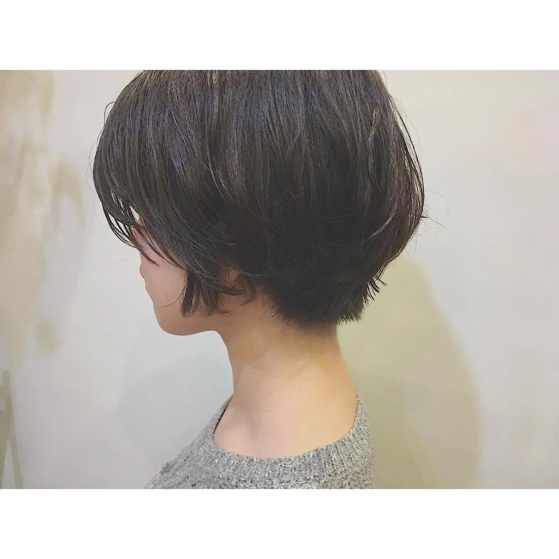 ショート カラー パーマ ショートボブ ボブ ショートヘア ニュアンスパーマ カット ヘアカラー トリートメント 山中 直輝のヘアスタイル