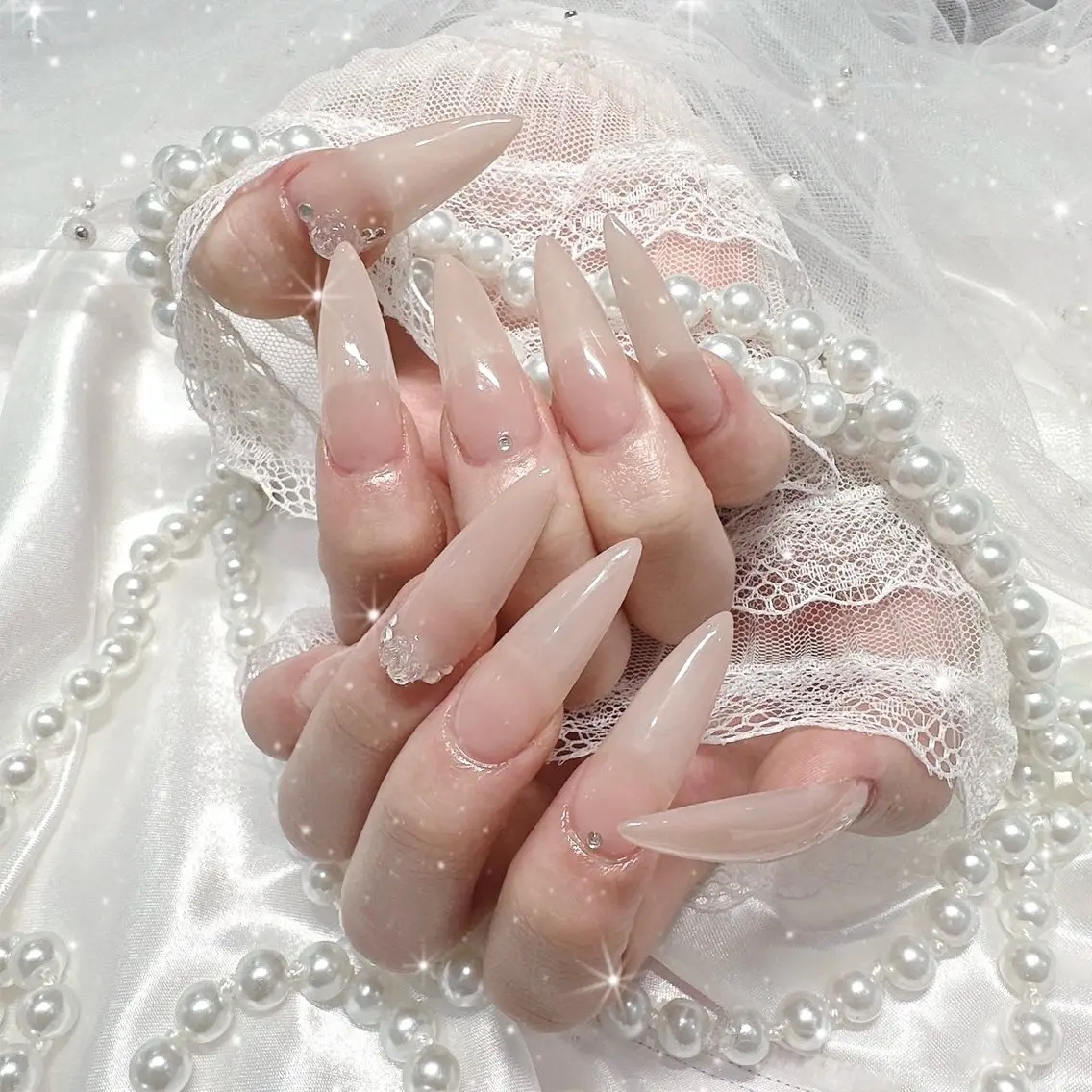 オフ込ちゅるん🤍ワンカラーネイル 🐇10粒ストーンサービス付き🎶可愛いお写真プレゼント🫧ドリンクサービス有🥤の写真