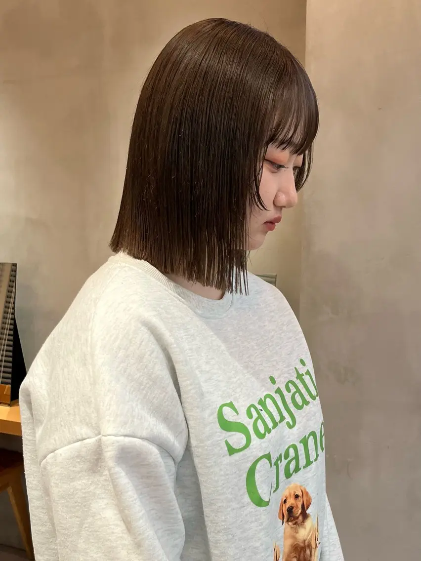 ミディアム カラー ヘアカラー トリートメント 縮毛矯正ボブ&顔まわ レイヤー♡TOMOEのヘアスタイル