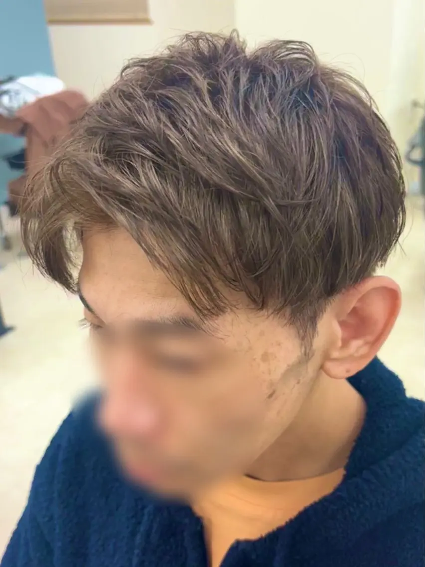 ショート カラー ベージュカラー ブラウンカラー カット ヘアカラー 竹内滉太 当日予約⭕️のヘアスタイル