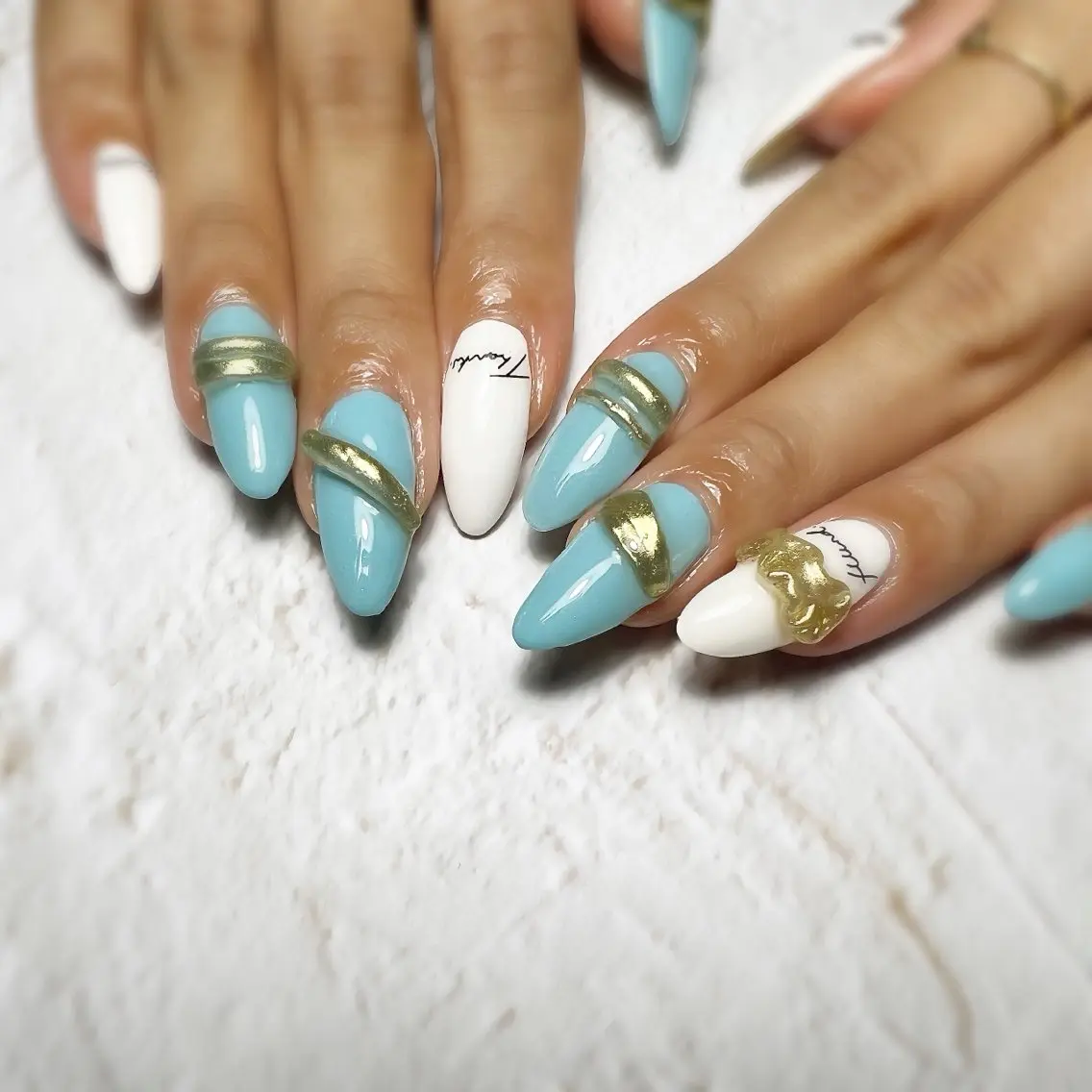 ネイル ハンドネイル フットネイル NAILsalon Laki(ラキ)のネイルデザイン