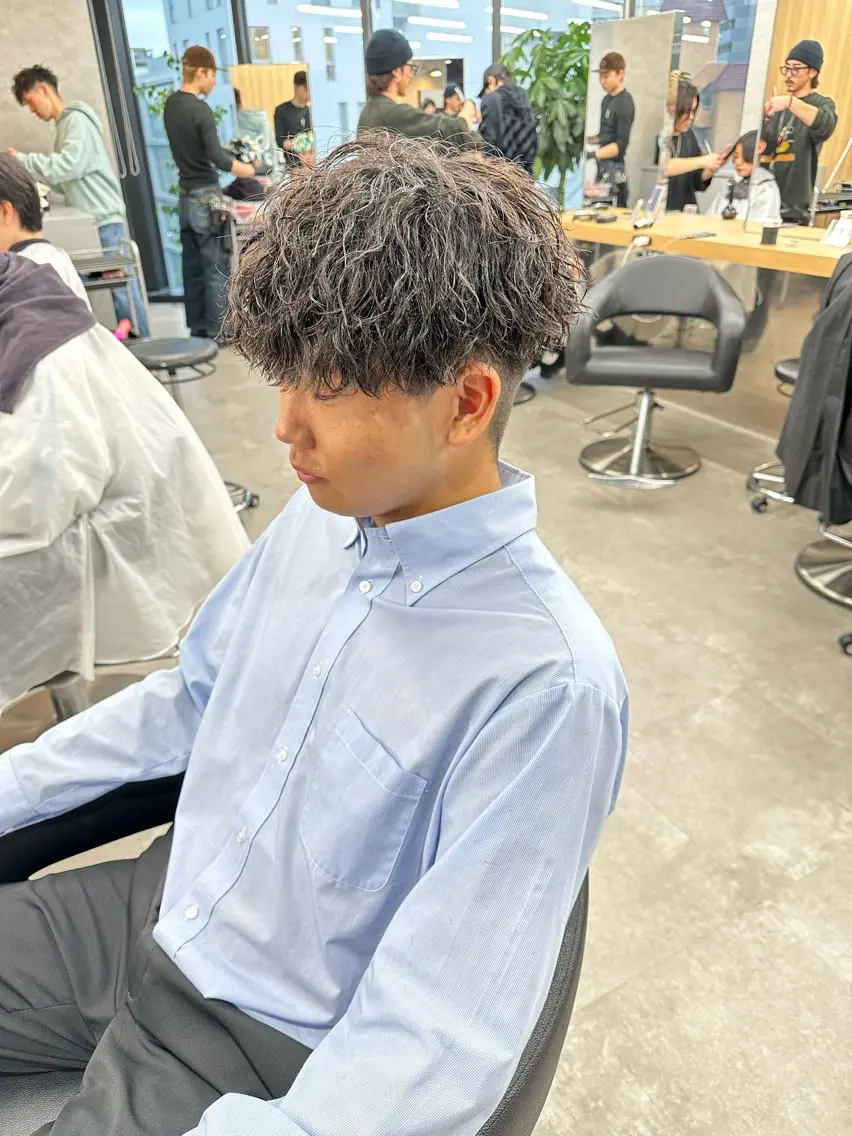 ショート カラー パーマ ヘアアレンジ メンズ キッズ カット パーマ 🔥メンズパーマ🔥 菅原楓のヘアスタイル