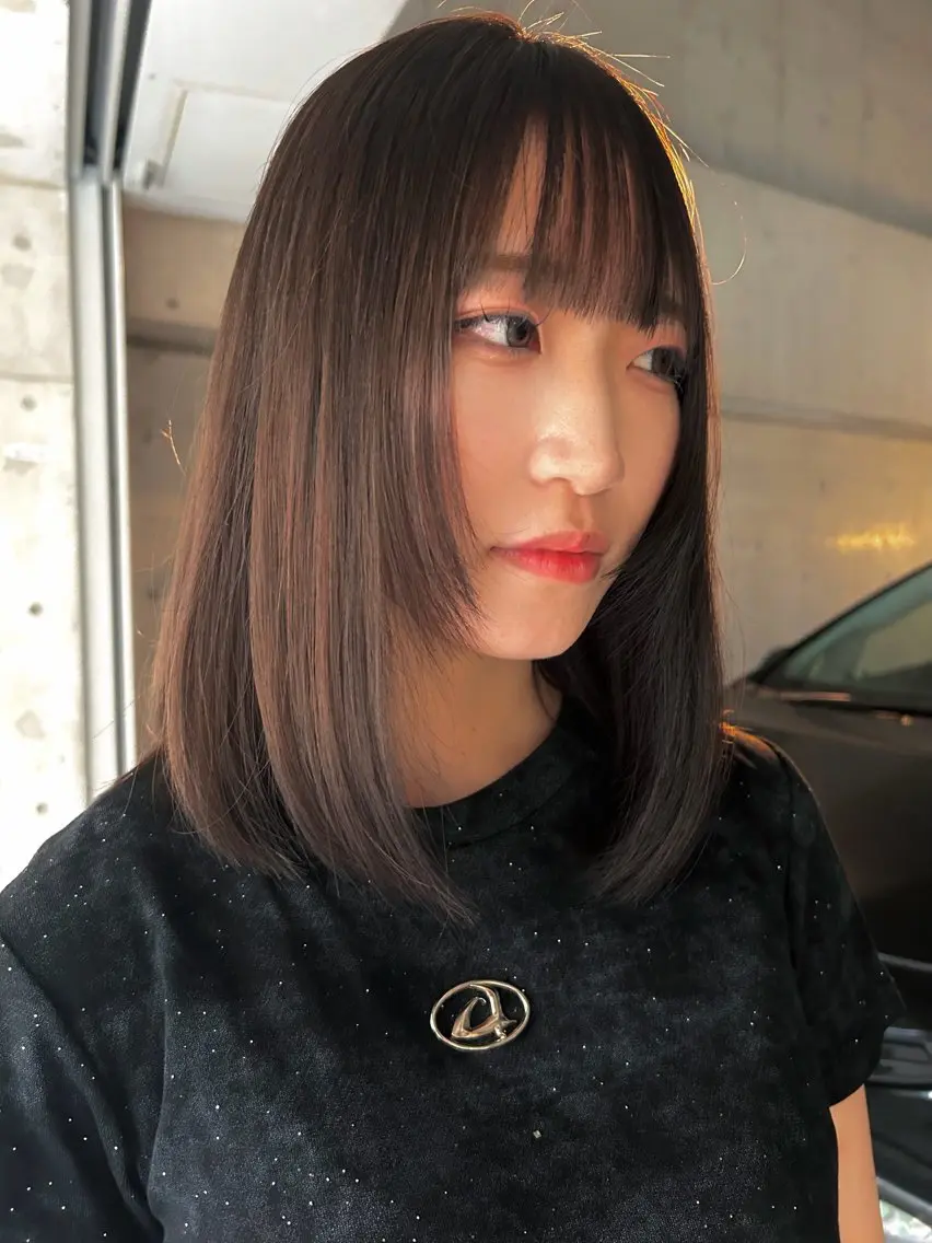 ミディアム 顔まわりレイヤー 顔周りカット レイヤーカット きたやまこう /ウルフ/レイヤーのヘアスタイル