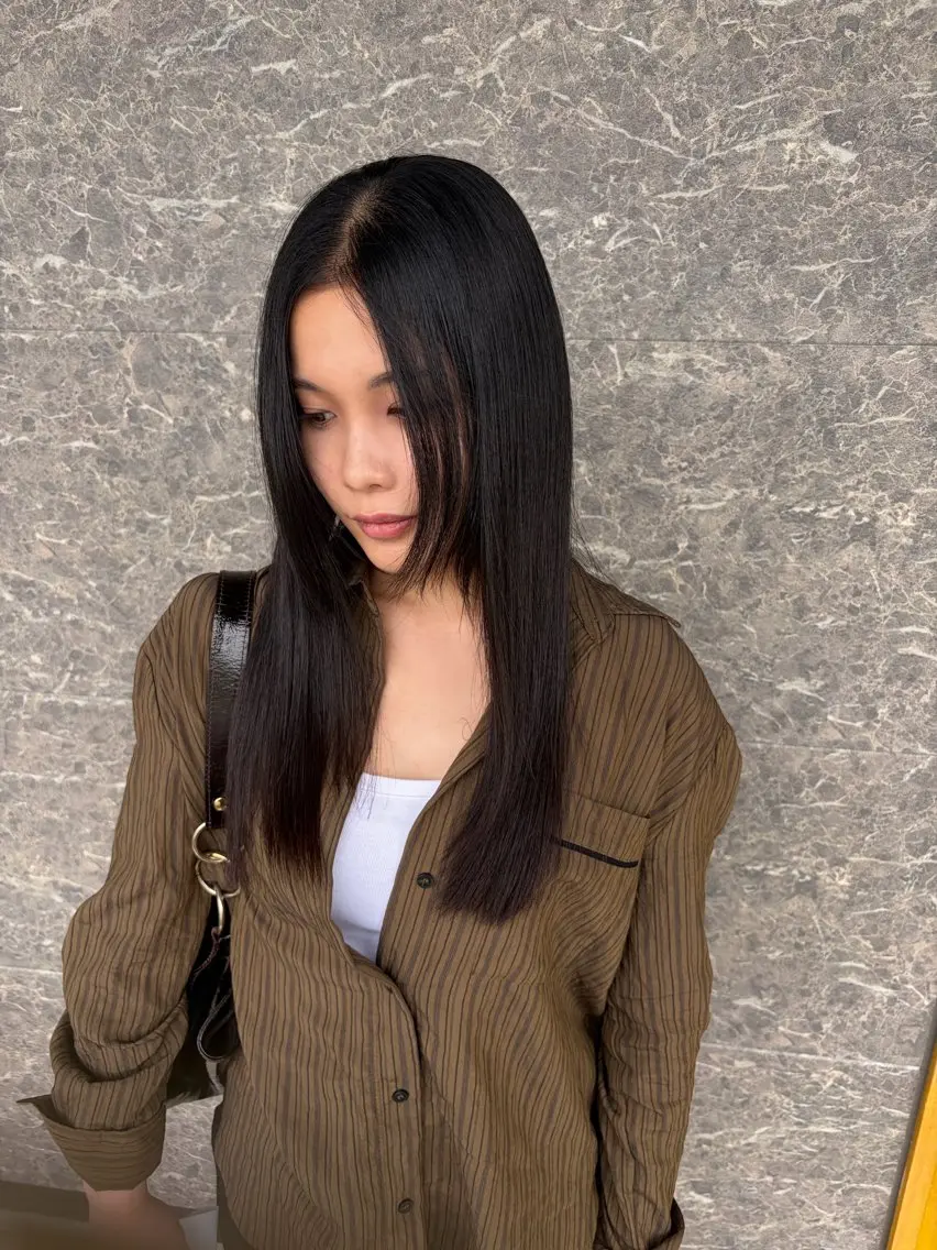 ロング カット 縮毛矯正 トリートメント 織部 望のヘアスタイル