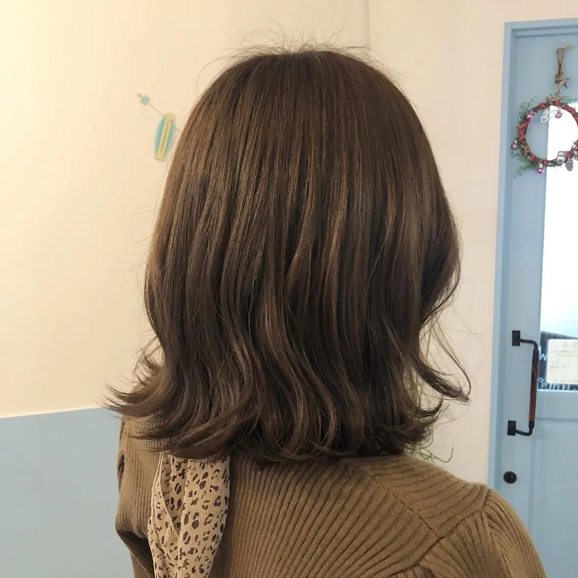 ミディアム カラー つばた みゆ🦋のヘアスタイル