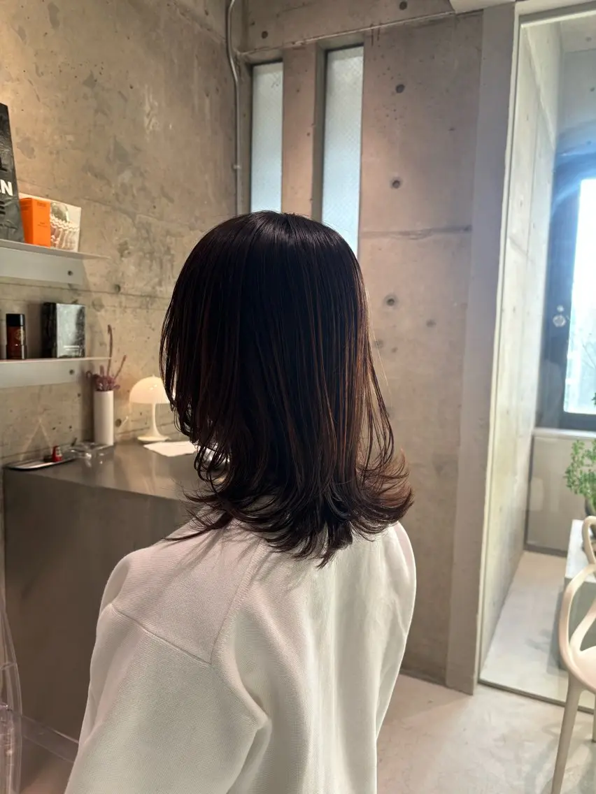 ミディアム カット 艶髪🫧 Suzunaのヘアスタイル