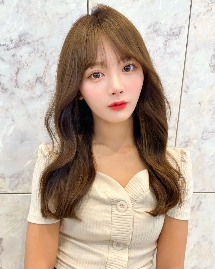 セミロング カラー ベージュカラー ブリーチ 透明感カラー ダブルカラー グレージュ カット ヘアカラー 上品ヘア🤍顔周り/ レイヤー✨/林遼一郎のヘアスタイル