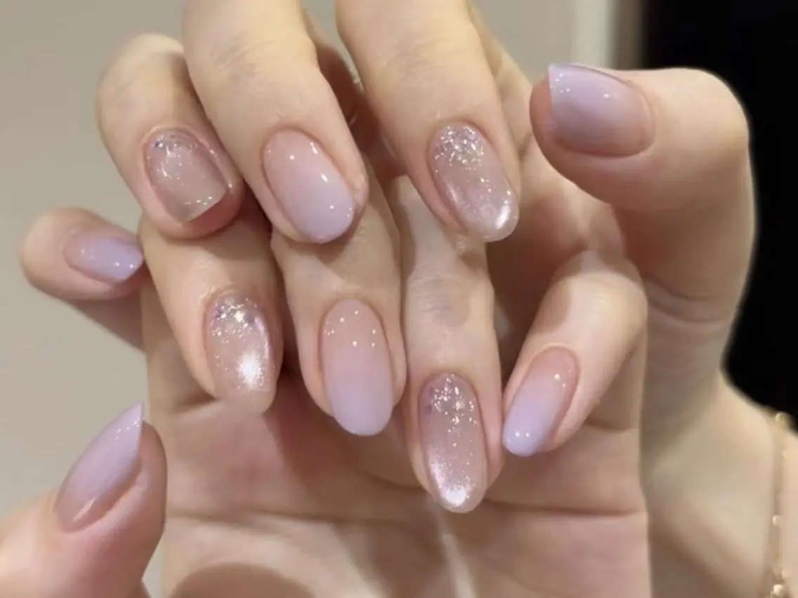 ネイル ハンドネイル ハンドケア MoonNail エミのネイルデザイン