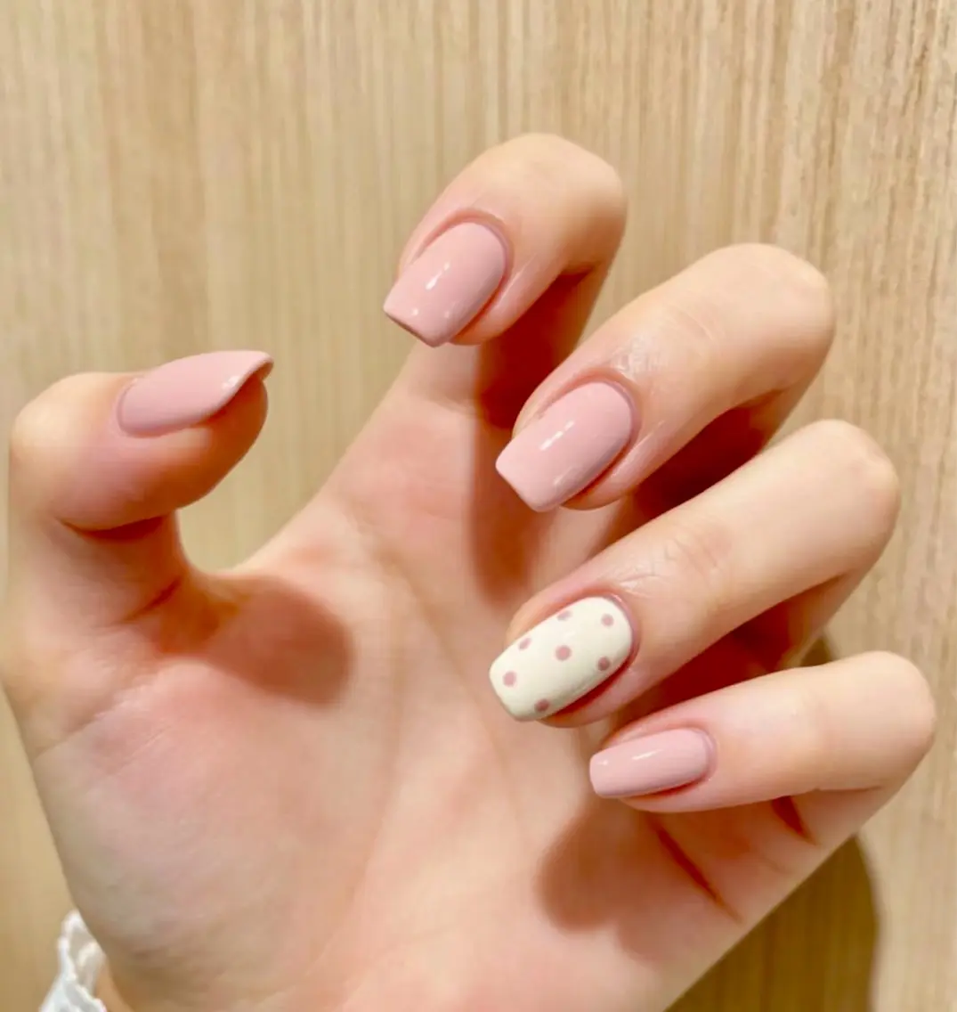 ネイル アートネイル オーロラネイル チークネイル 長さ出し フレンチネイル ハンドネイル Yumi Nail Seiのネイルデザイン