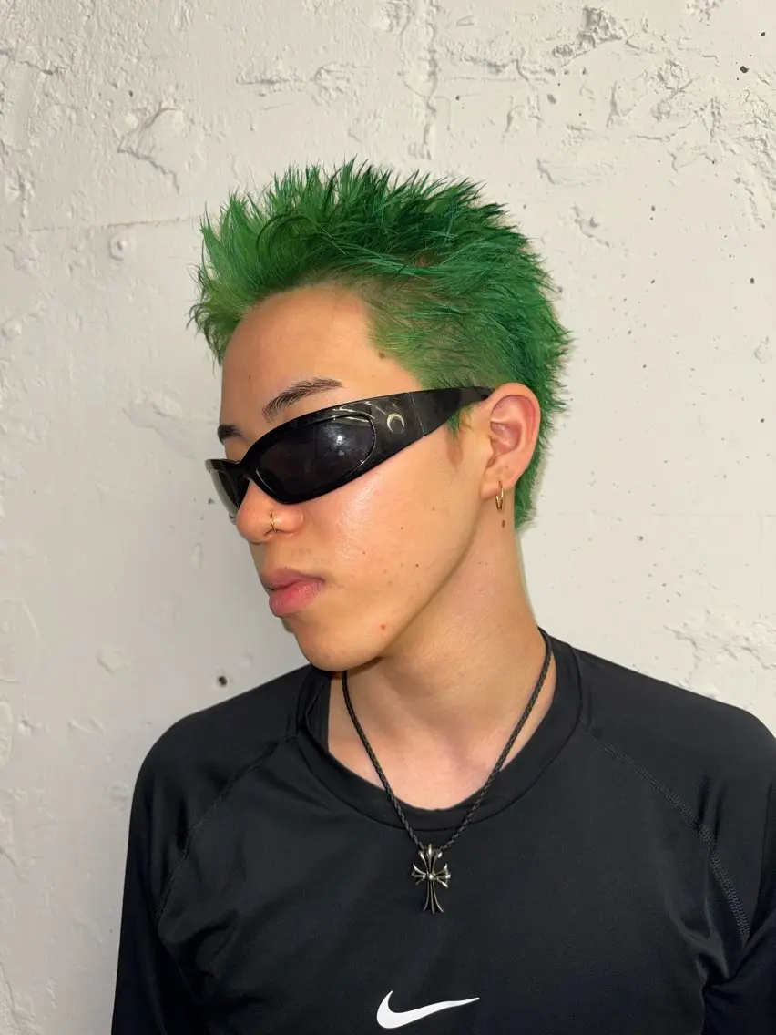 ショート カラー メンズ メンズブリーチ メンズショート スパイキーショート ブリーチ ダブルカラー カット ヘアカラー パーマ 💈メンズ特化💈 TASUKUのヘアスタイル