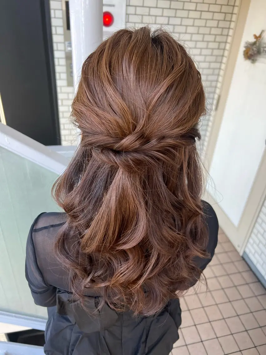 ヘアアレンジ ハーフアップ ヘアセット 大人可愛いヘアメイク 💋🧚‍♀️しずかのヘアスタイル