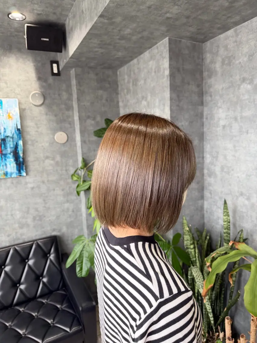 ミディアム カラー glac 當田のヘアスタイル