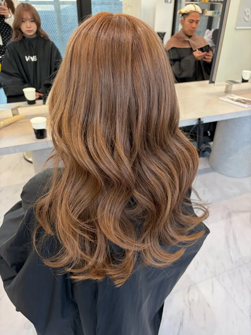 セミロング ヘアカラー トリートメント ヘアセット vivie Madokaのヘアスタイル