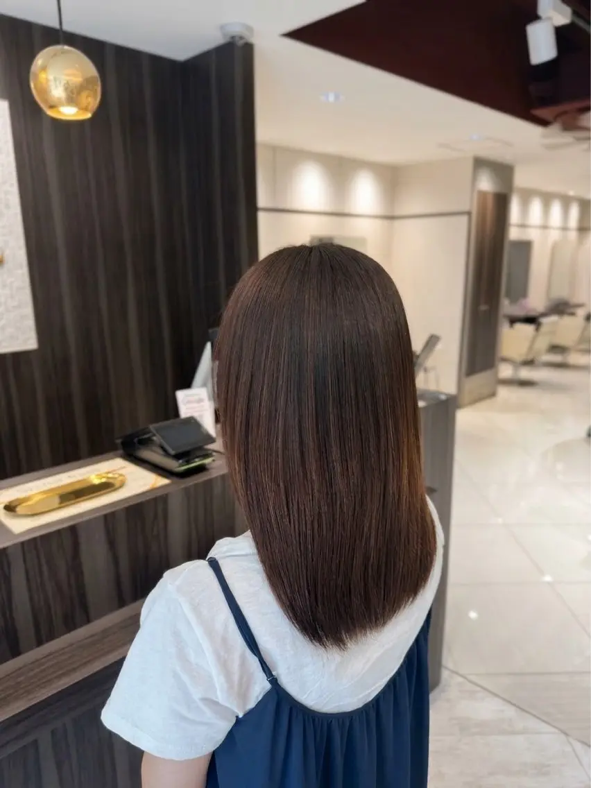 ミディアム 縮毛矯正 齋藤 暁臣のヘアスタイル