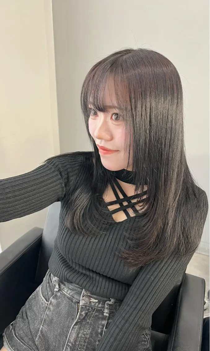 ミディアム カット ヘアカラー トリートメント ヘアセット 🫧艶ダブルカラー ブリーチ🫧トモヤのヘアスタイル