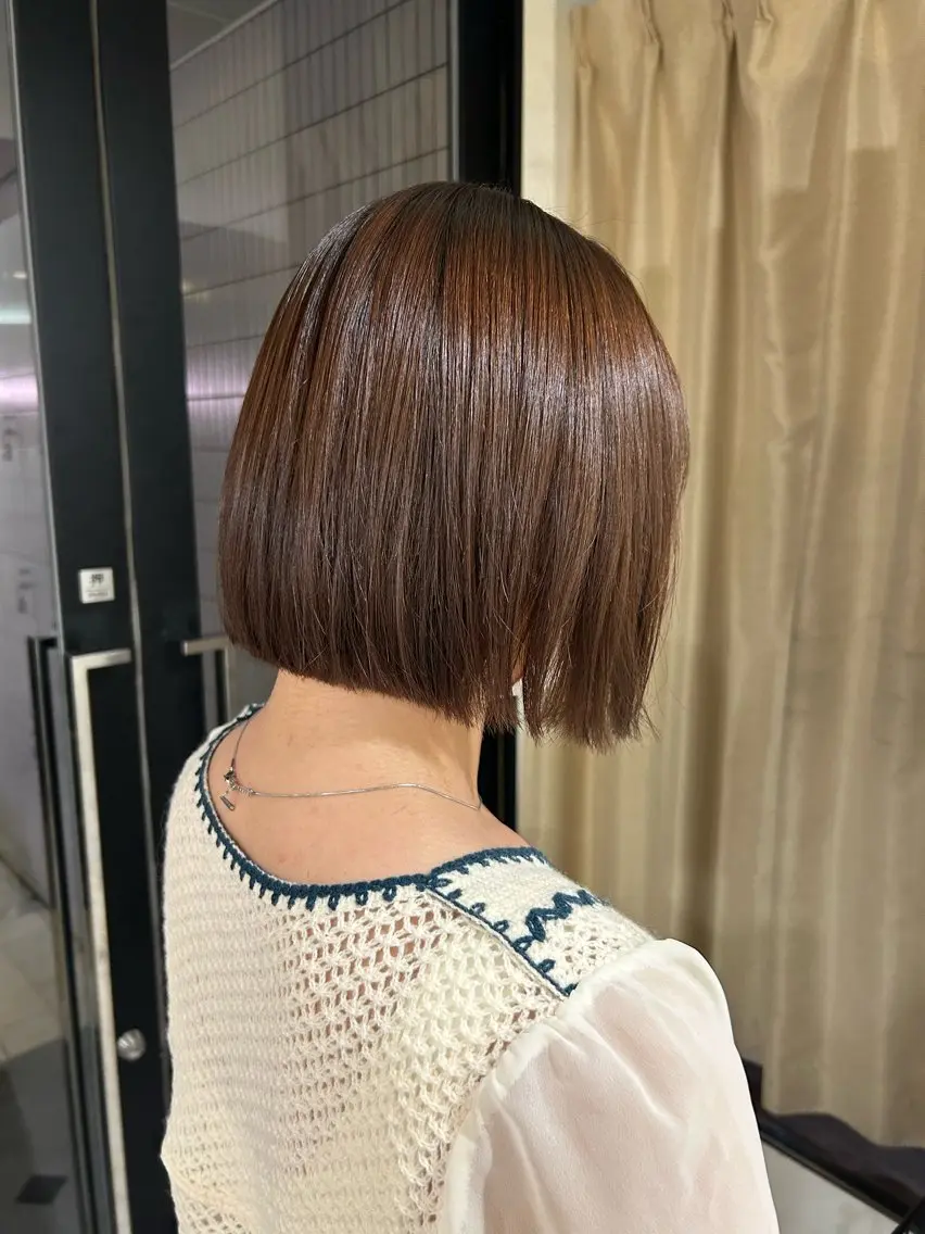 ショート ボブ 🌟デザインカラー 久保悠那のヘアスタイル