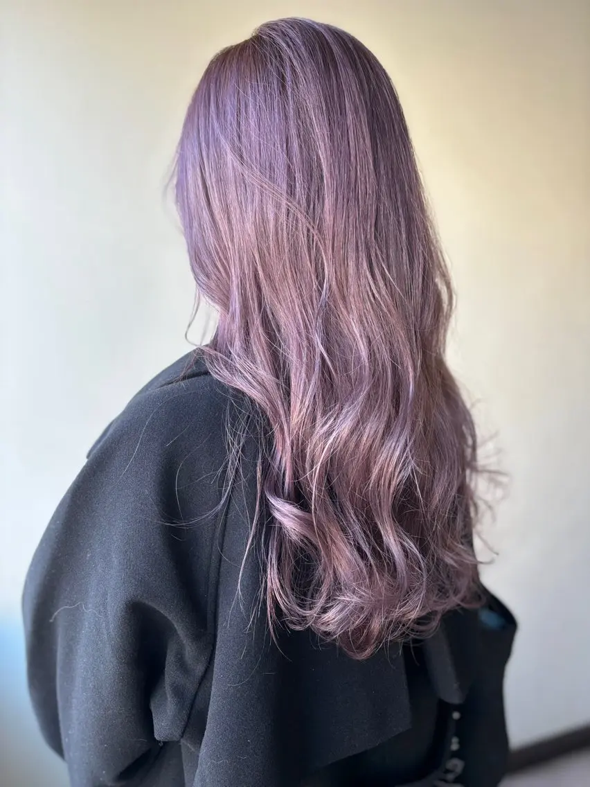 《 平日限定 》❤︎ ブリーチ+イルミナカラー+トリートメント(マイクロバブル付き)の写真