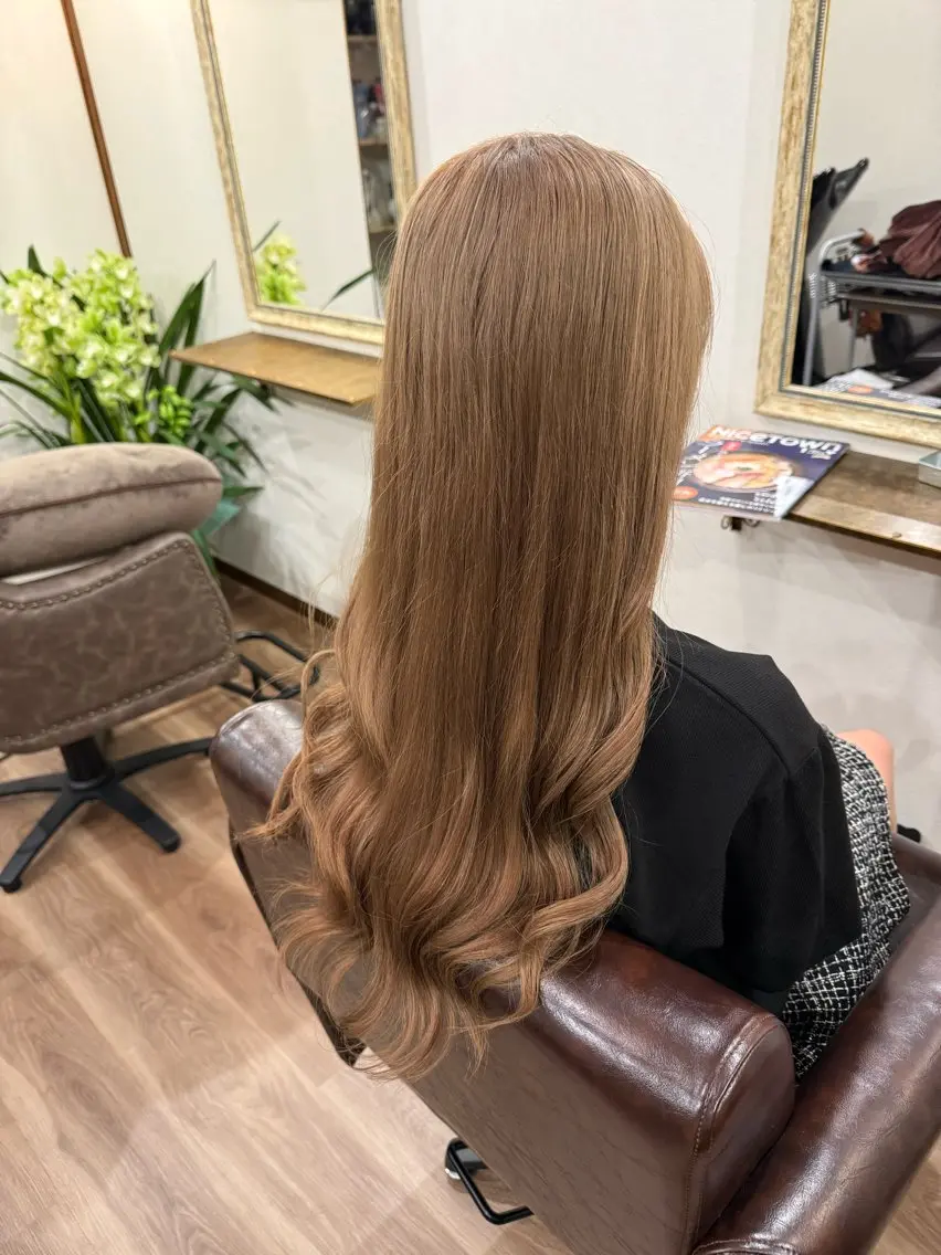 カラー ベージュカラー ミルクティーベージュ 森川 美保のヘアスタイル