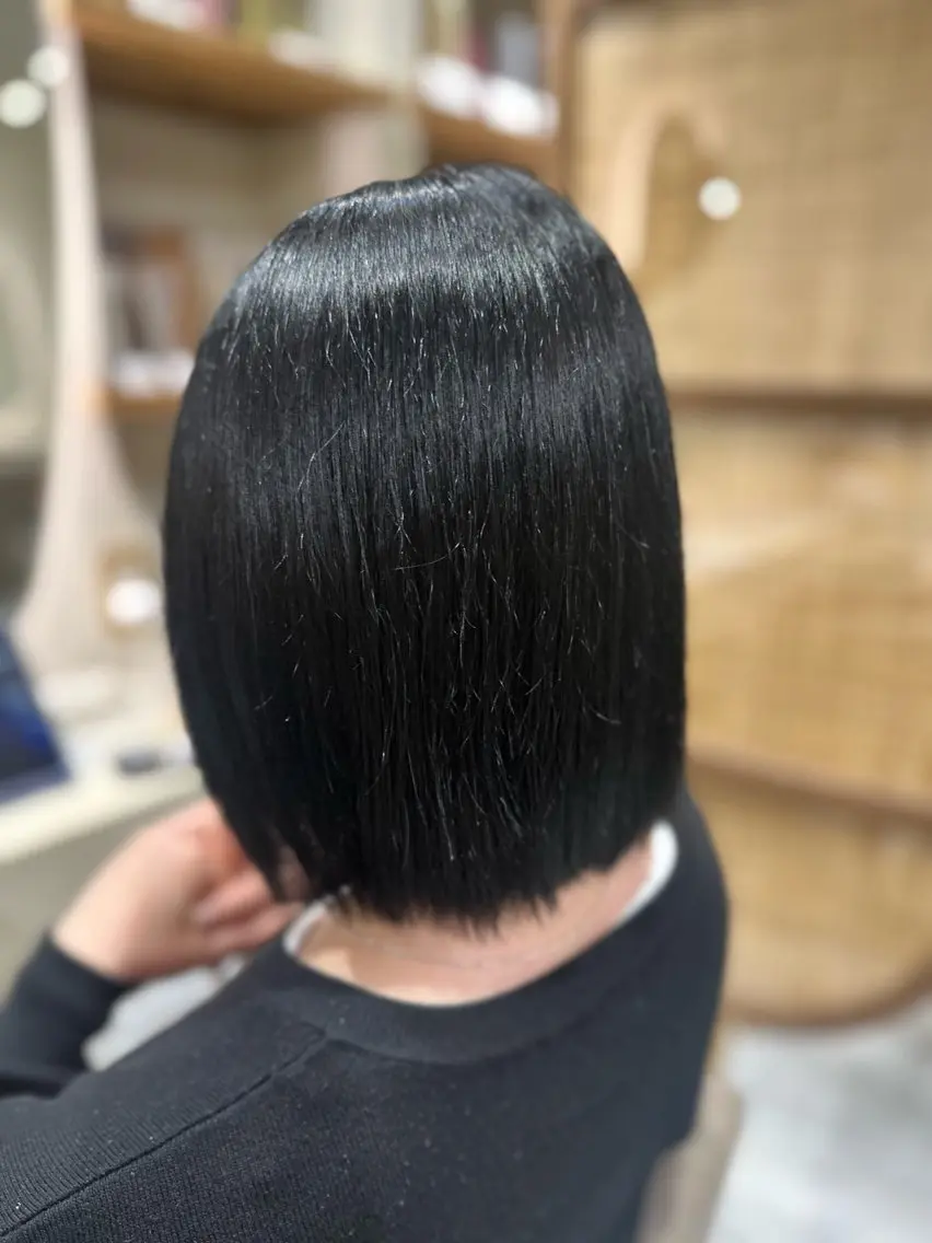 ショート 上野 秀のヘアスタイル