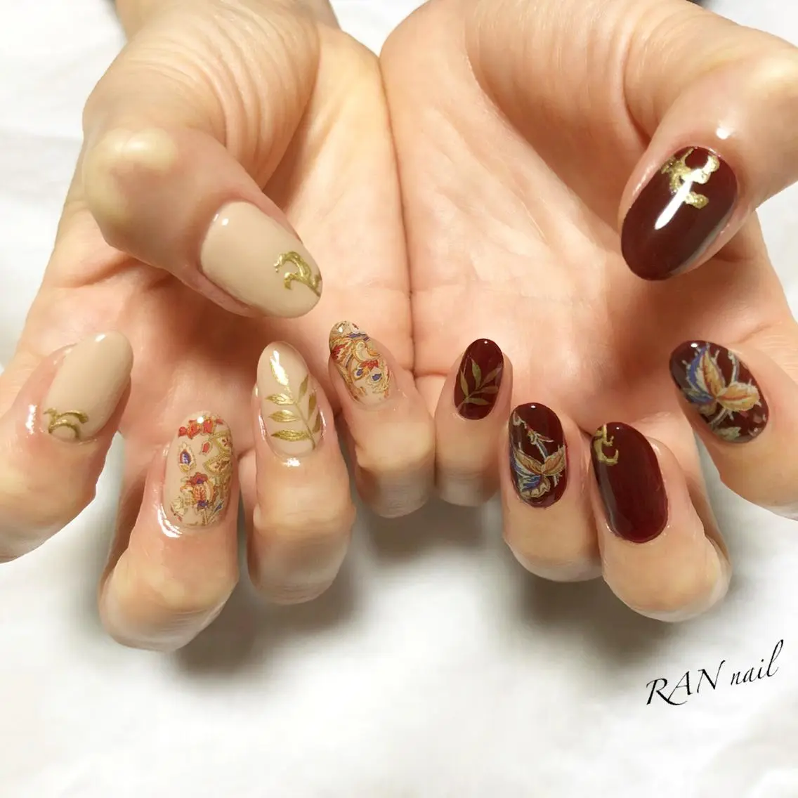 ネイル ボルドー フラワーネイル フットネイル ゴールド オフィスネイル ハンドネイル フットネイル RAN nailのネイルデザイン