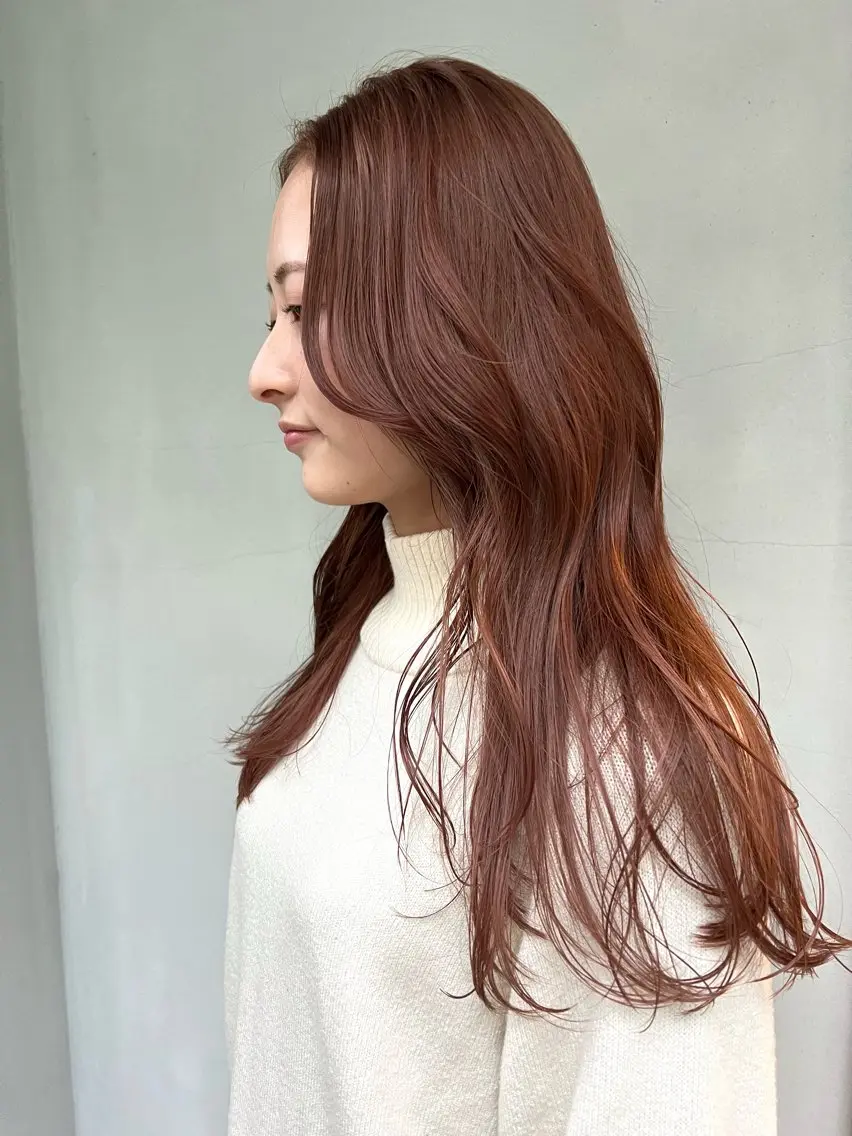 ロング カラー ベージュカラー ブリーチ ピンクカラー ピンクベージュ カット ヘアカラー トリートメント ENIF 大島 芽生のヘアスタイル