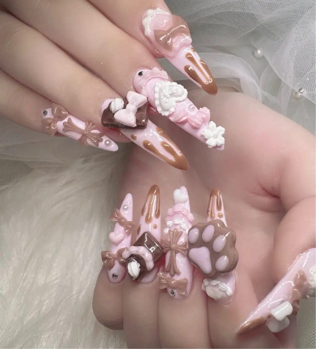 ネイル オーロラネイル クリアネイル ジェルネイル ガーリー 韓国ネイル ハンドネイル Sakura Nail Salonのネイルデザイン
