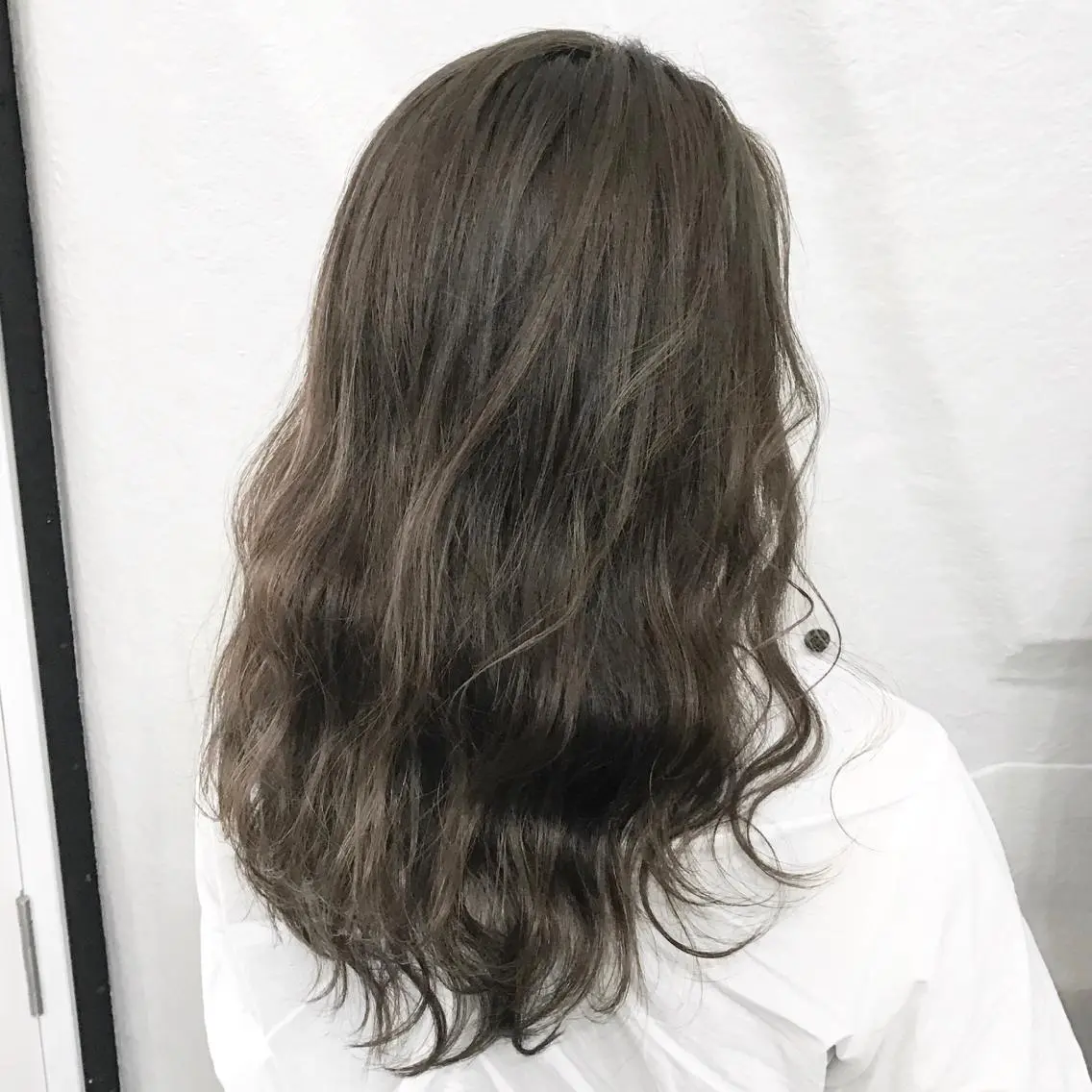 カラー アッシュ ブリーチ ハイライトカラー K-POP好き美容師 🇰🇷Kai.Yのヘアスタイル