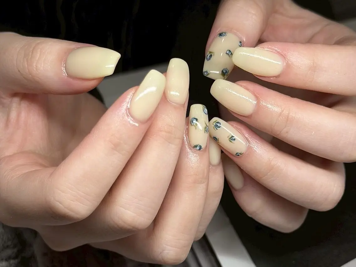 オフなし🩶【持ち込み】シンプルデザイン(ニュアンス)の写真