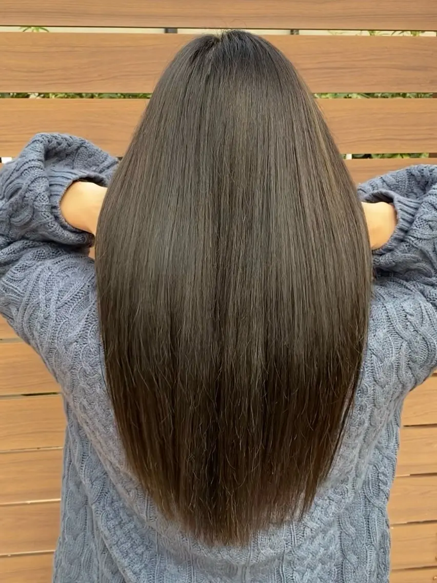 ロング パーマ 小坂 麻綾のヘアスタイル