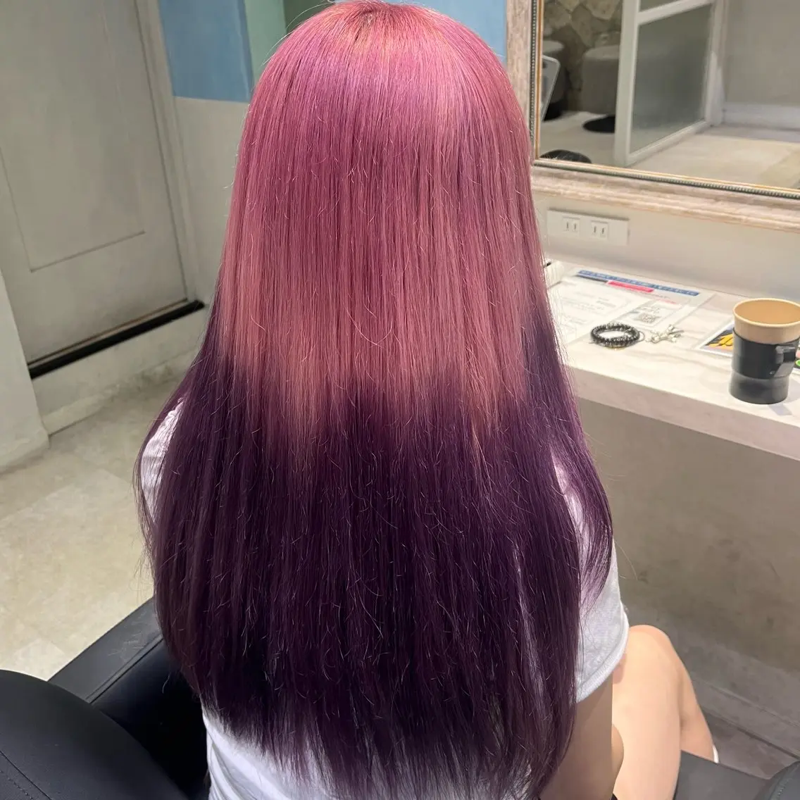 ロング カラー ブリーチ ハイトーンカラー カット ヘアカラー 💖ブリーチ/暖色 𝐘𝐮𝐢💖のヘアスタイル