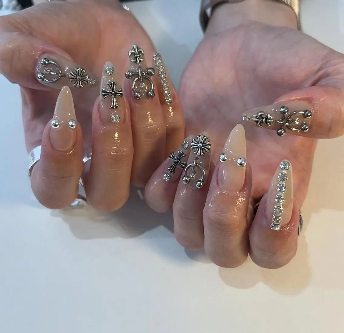 ネイル NiJi Nailsのネイルデザイン