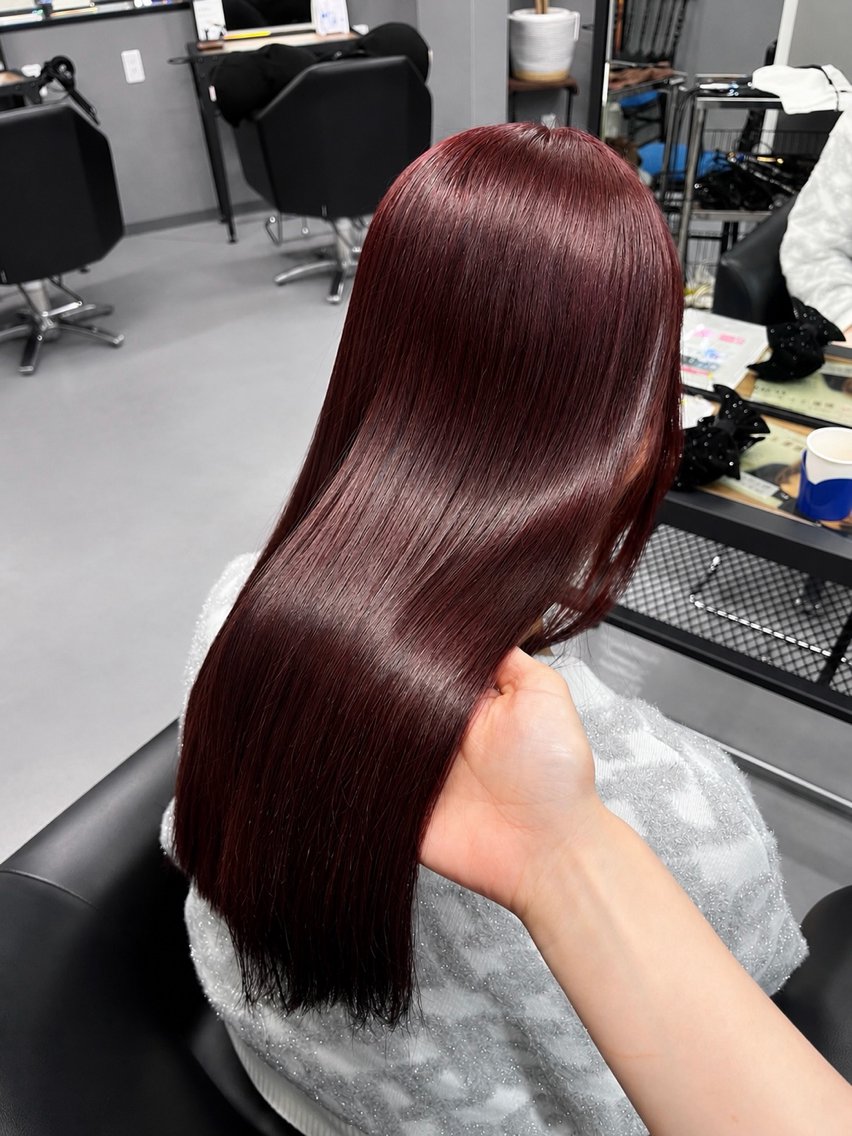 ロング メノン ナナのヘアスタイル