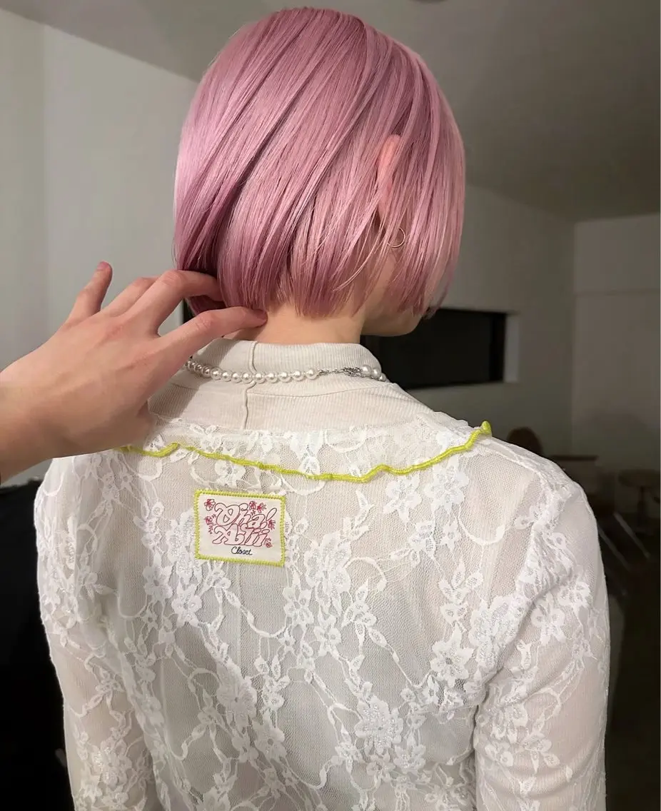 【3回目クーポン】カット＋髪に優しいケアブリーチダブルカラーの写真