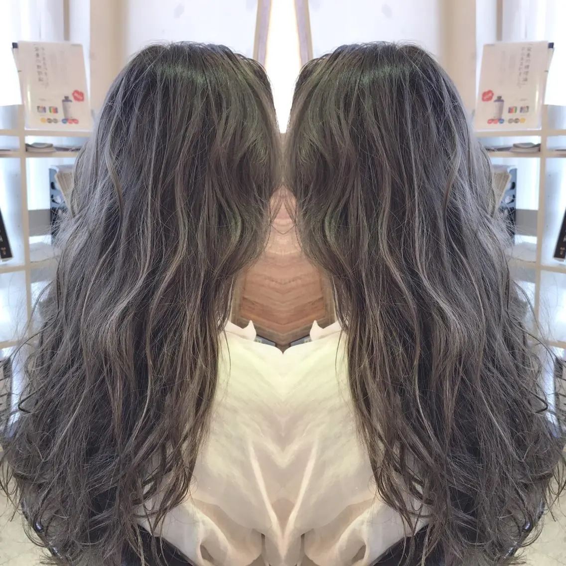 ロング カラー ハイライトカラー イルミナカラー ハイライト 青木 茂樹⭐️ 透明感カラーのヘアスタイル